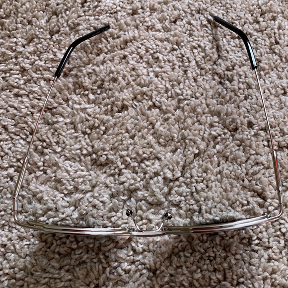 Saint Laurent SL464 Silver Grey Sunglasses - Picture 6 of 13